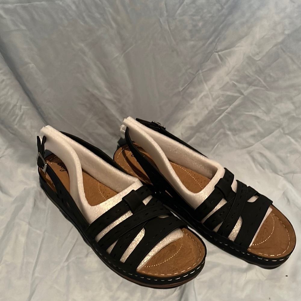 Easy Street Yesenia Espadrille Wedge Sandal